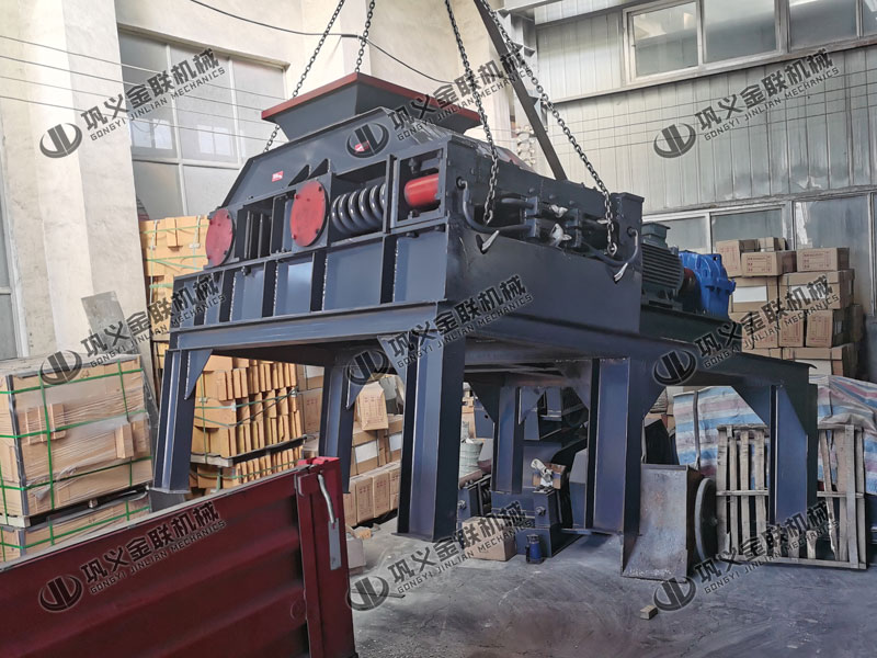 单台2PG800x600中型对辊破碎机发货 破碎石英砂