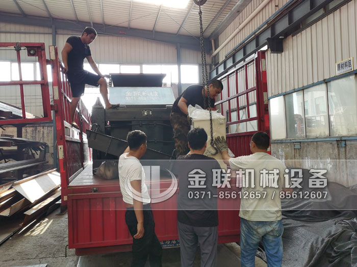 对辊制砂机是怎么工作的？润滑系统多久维护一次呢？