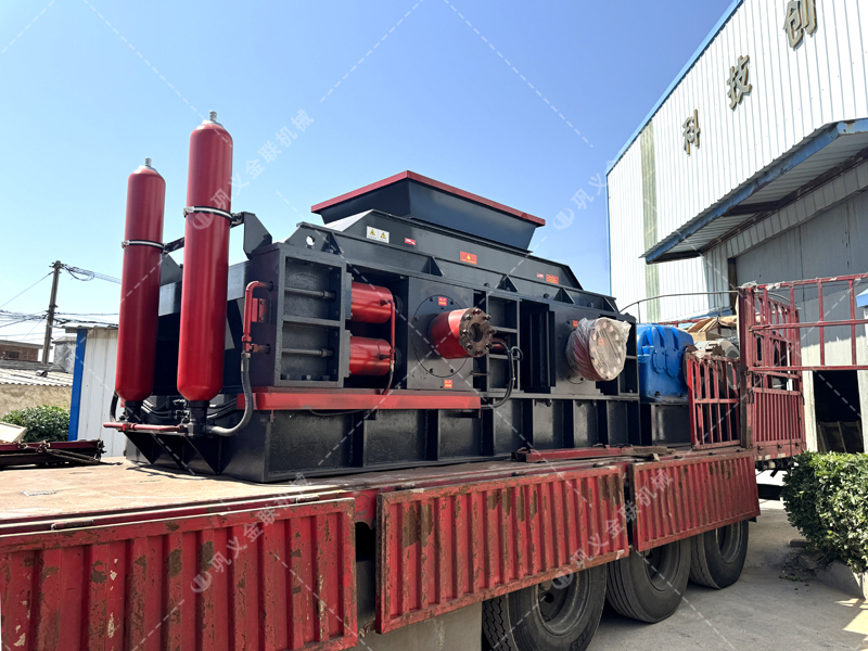 砂石业“产能成本双难”?液压对辊制砂机给出破局新解 砂石业“产能成本双难”?液压对辊制砂机给出破局新解